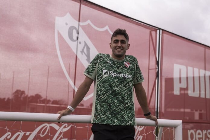 Santiago Mele Independiente presentación
