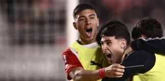 Primera función en casa montiel-festejo-gol-independiente-estudiantes