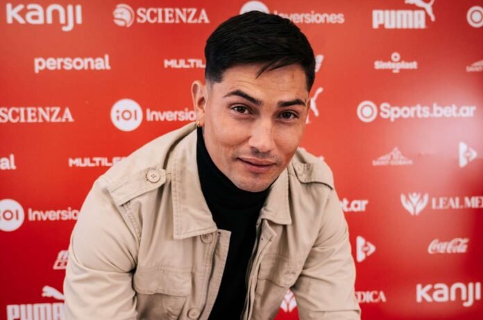 chimy-avila-refuerzo-independiente-firma