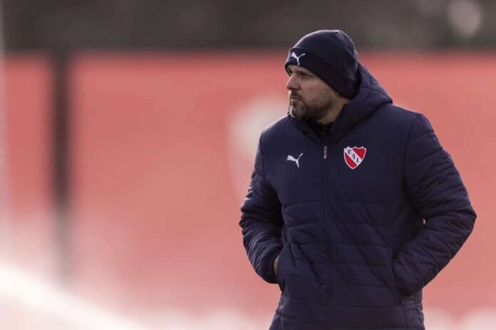 viera-entrenamiento-independiente-villa-dominico